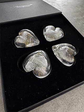 Asche im Glasskulpturen